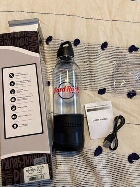 New in the box Hard Rock Cafe color changing water bottle speaker